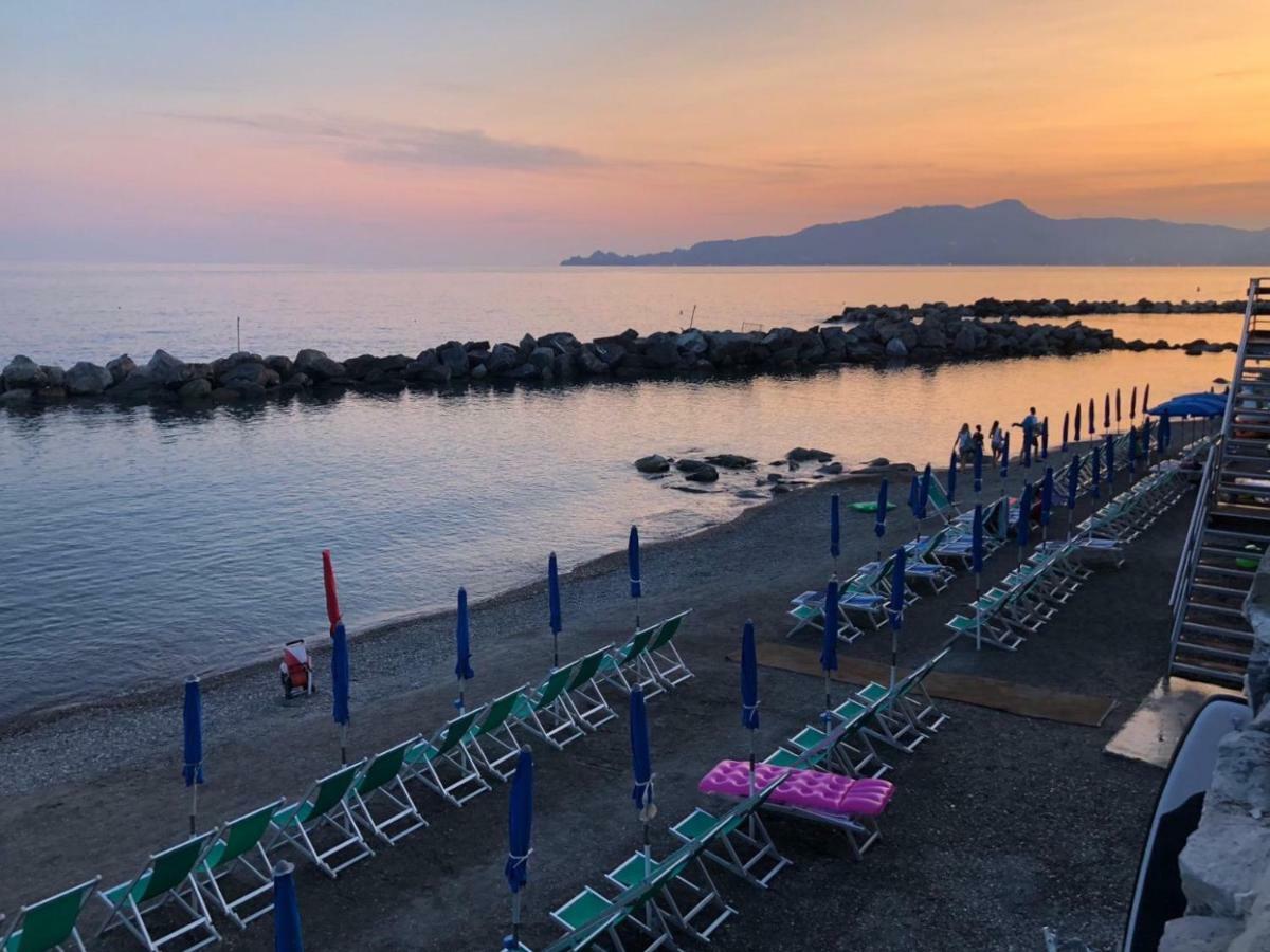 A.A.U.T Appartamento Villa Preli Chiavari Zewnętrze zdjęcie